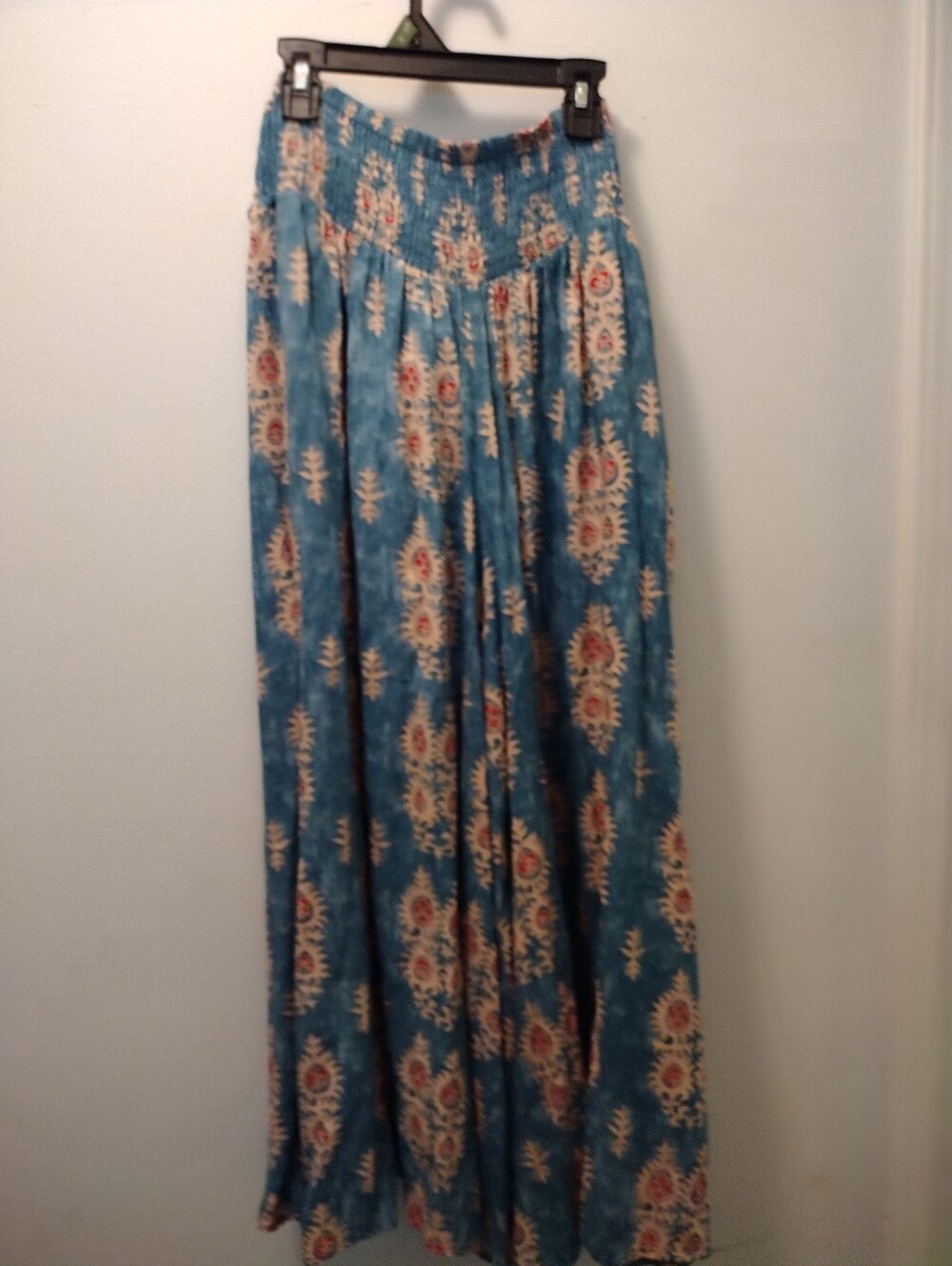 Wide Leg Pants - Picture 3 of 5